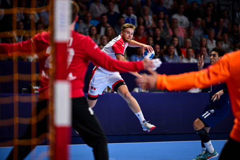 0635142f3a5d8f1dee749ece4002f204